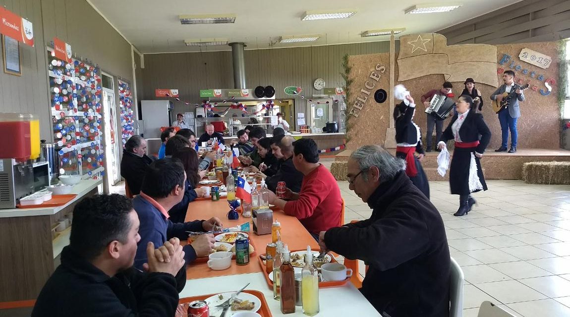 Celebración de Fiestas Patrias en la empresa