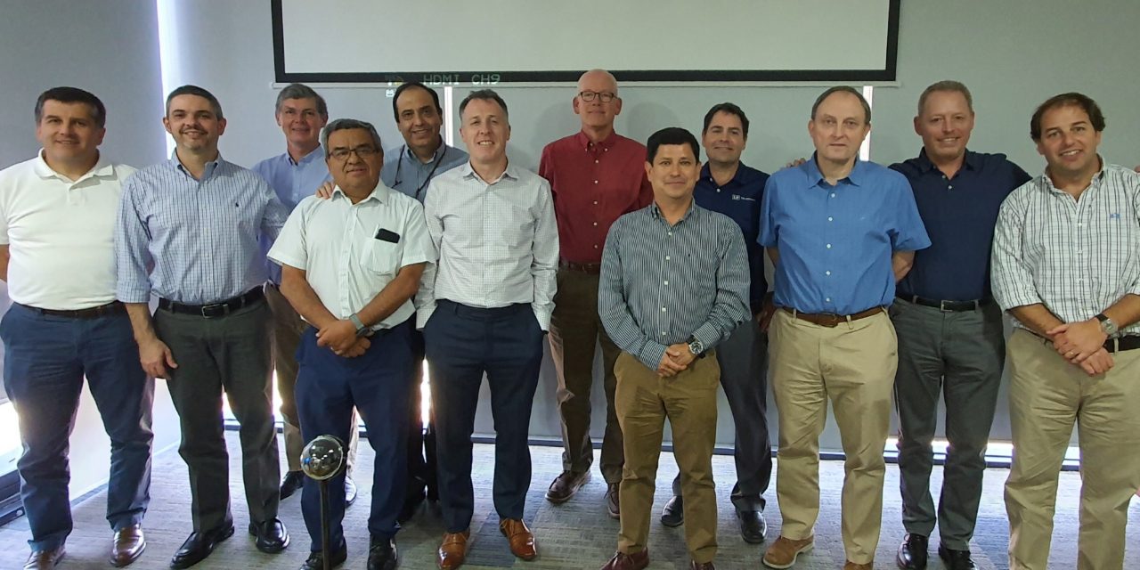 CEO Y CFO DE LP CORP VISITAN CHILE