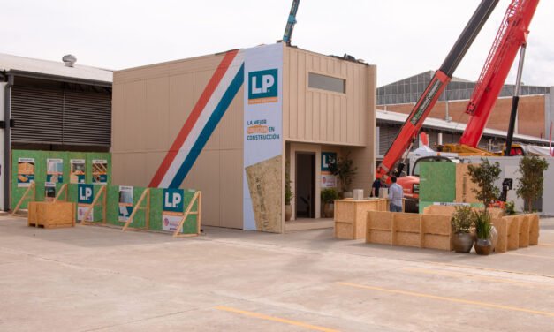 LP Paraguay instaló una casa en la Feria Constructecnia 2023