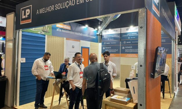 LP Brasil en congreso de Steel Frame