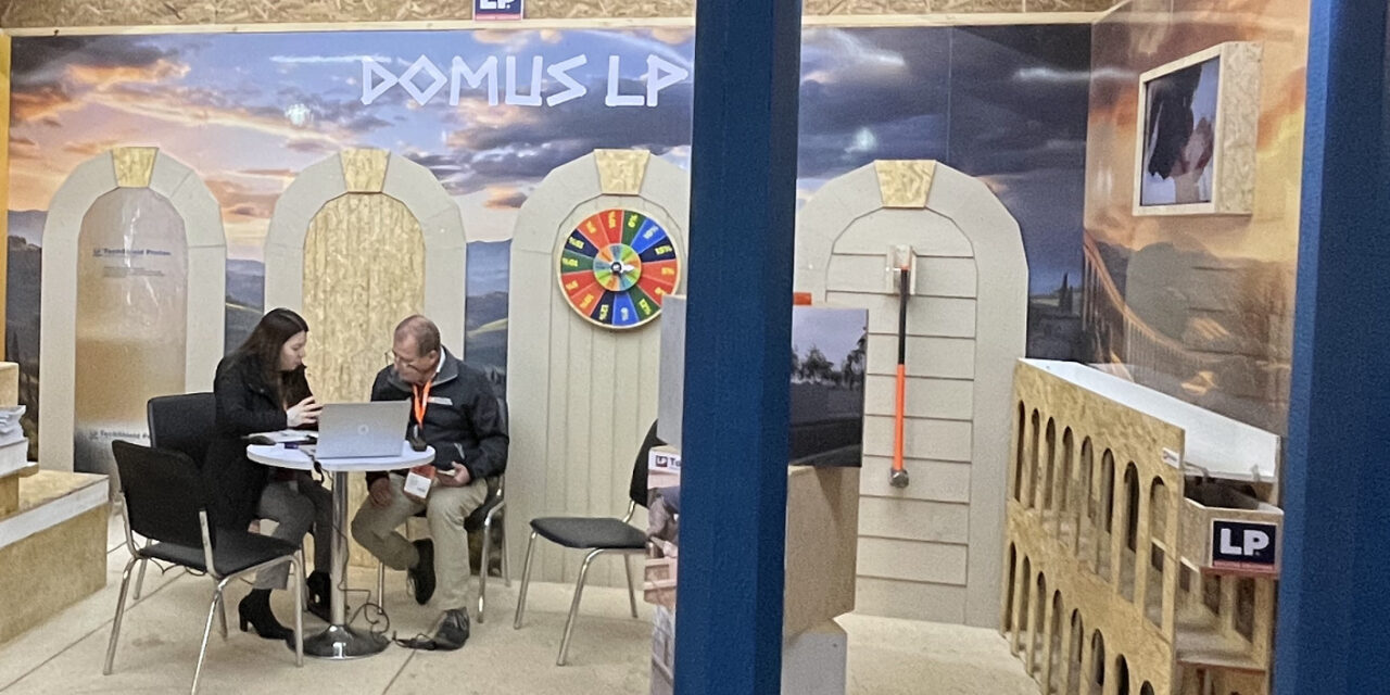 LP Chile participó en la Expoferretera de Chilemat