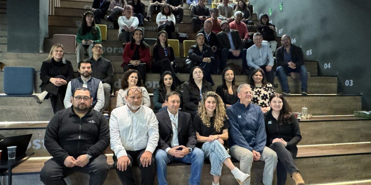  LP junto al equipo de Easy venta empresa